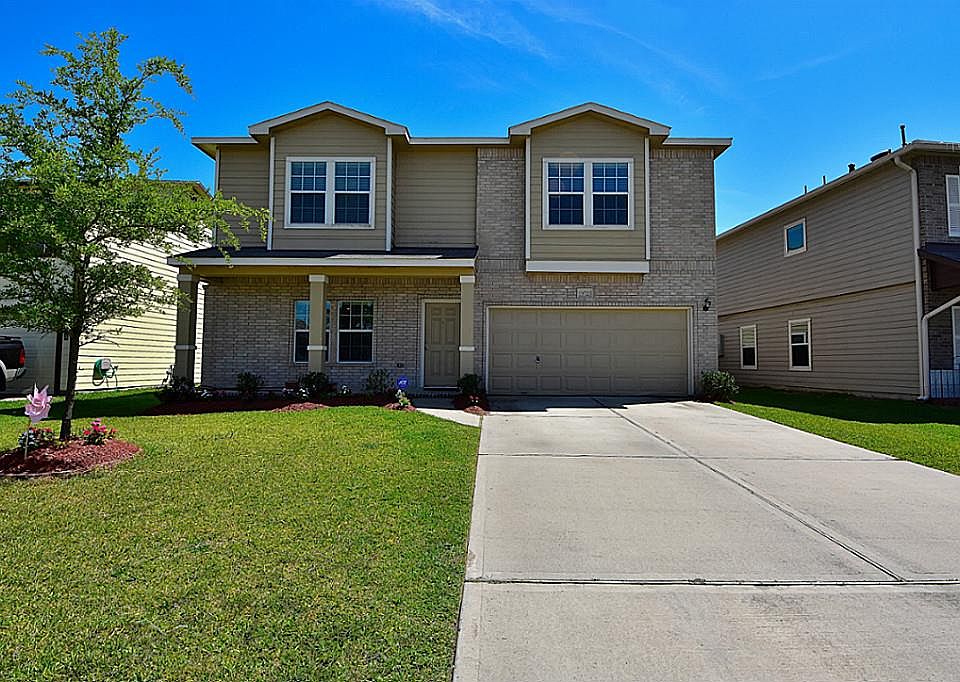 1st image of 19723 Crossfalls Ln