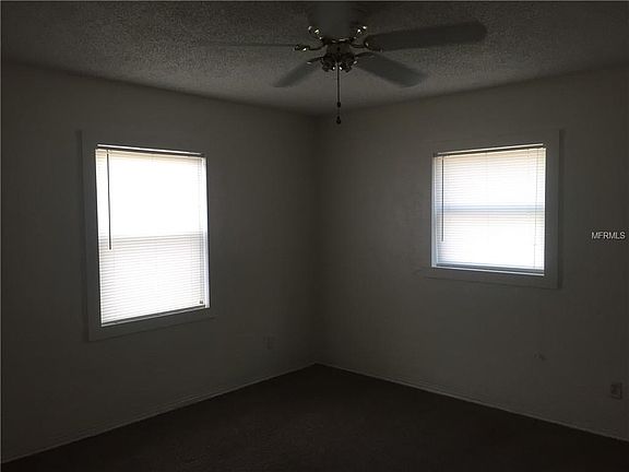 5th image of 3712 19th Ave S
