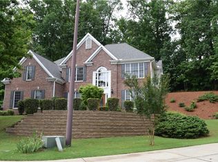 567 Lakeview Ter SE, Smyrna, GA 30126