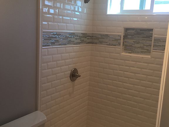 4th image of 4019 S Manderly Ave