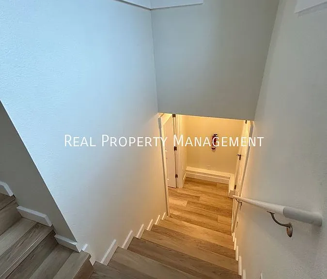 4749 NE Everett Dr #C — Photo 21