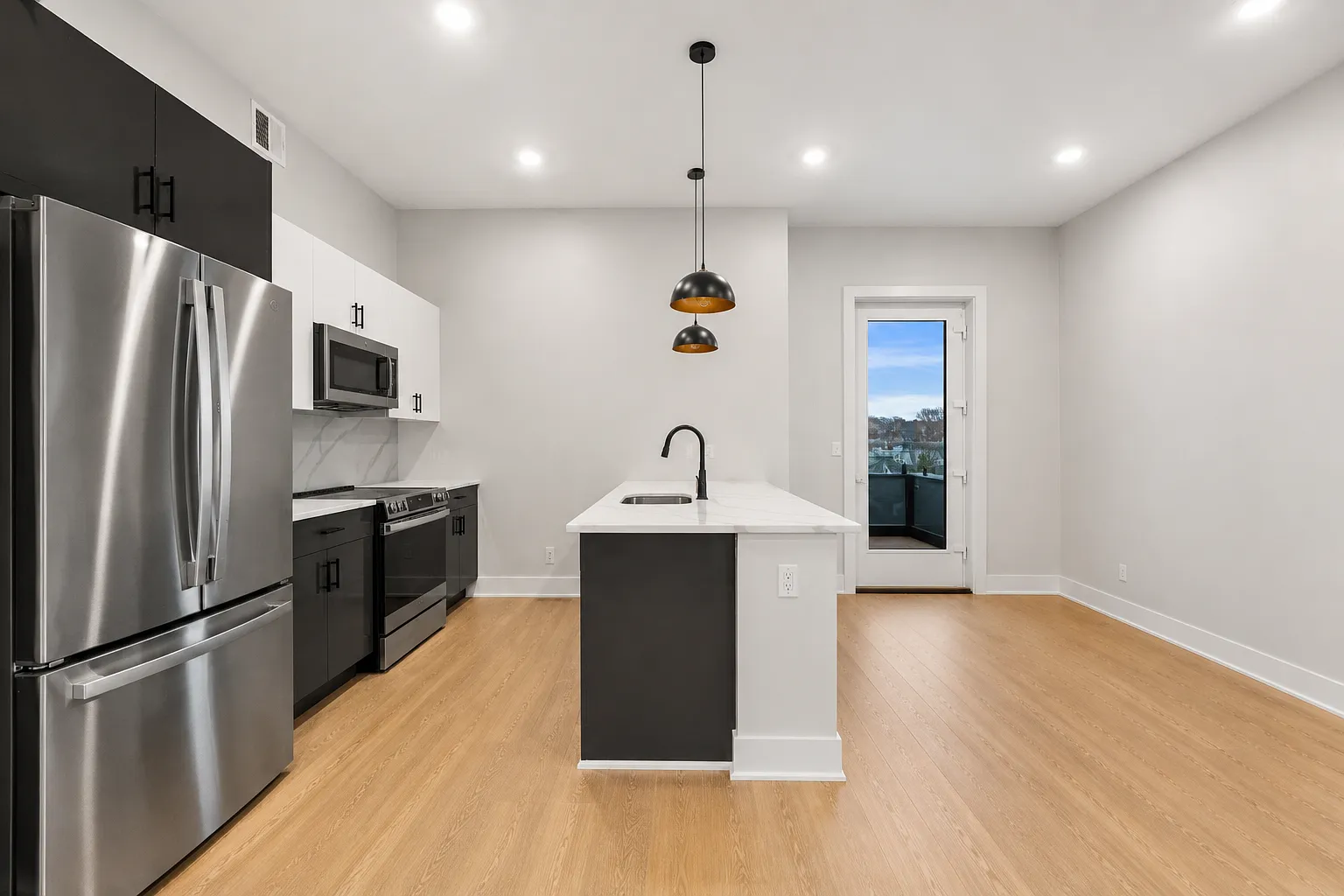 1 bed, 446 sqft, $3,250 — Photo 2