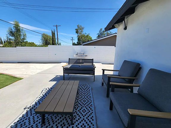 5th image of 7814 McLaren Ave