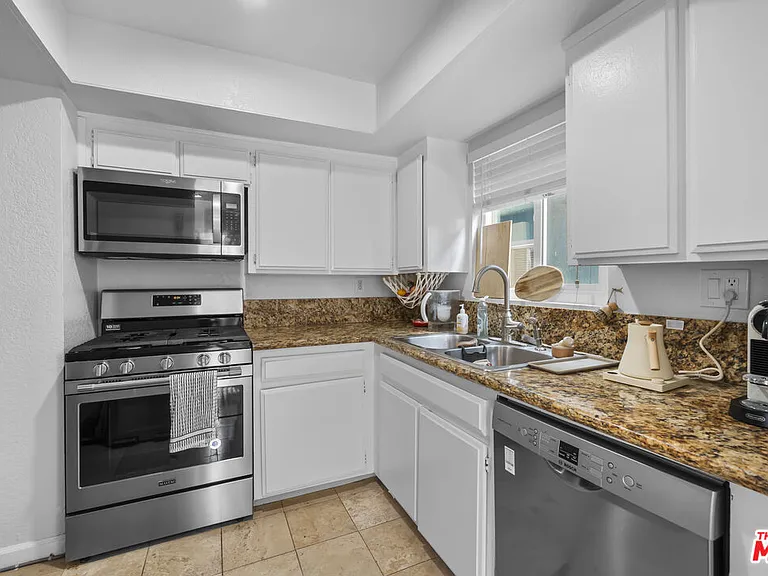 23 Buccaneer St — Photo 11