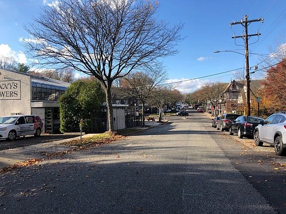 4th image of 2216 Wharton Rd
