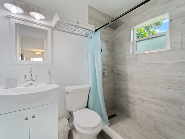 3365 Estey Ave #2, Naples, FL 34104