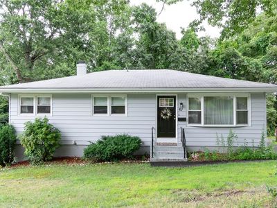 61 Fountain Ter, New Haven, CT, 06515