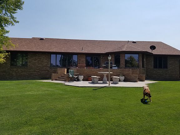 2nd image of 515 E Carnahan St
