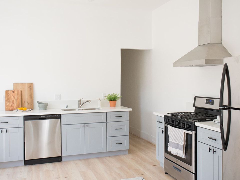 1st image of 404 N Avenue 54