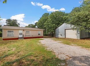 4501 Tulip Dr, Granbury, TX 76049