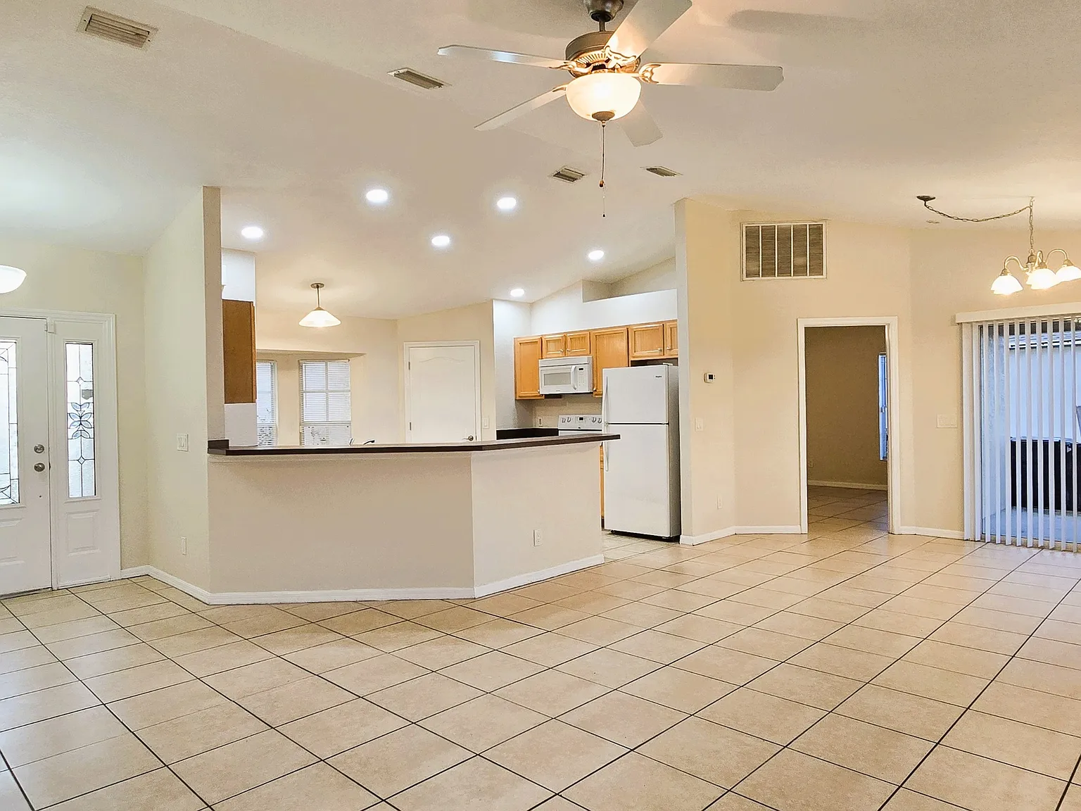 500 Central Ridge Lane - 1 — Photo 3