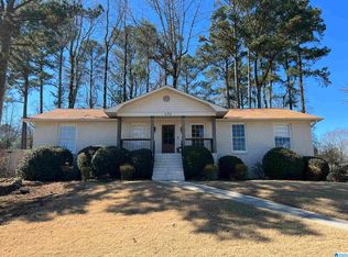 476 Turtle Creek Dr, Birmingham, AL 35226