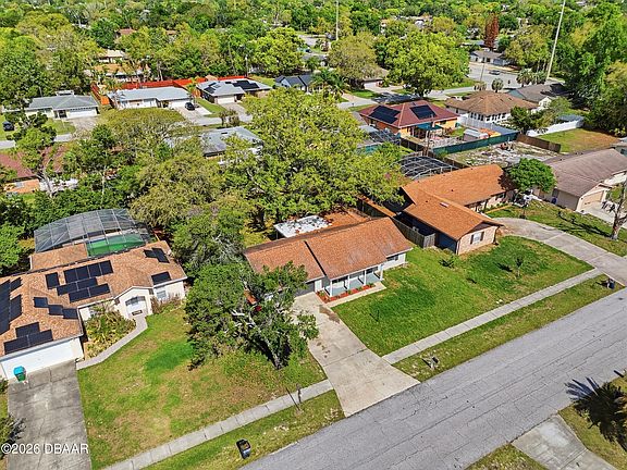 3rd image of 1534 Merrimac Ln