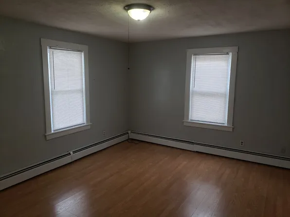 4 Grover St #1, North Providence, RI 02911