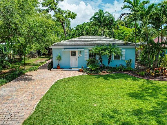 3rd image of 829 SW 19th Street