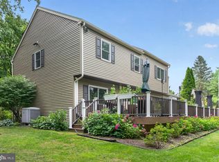 1106 Wooded Pl, Eagleville, PA 19403