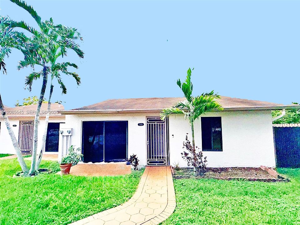 1st image of 2426 SW 109th Ct