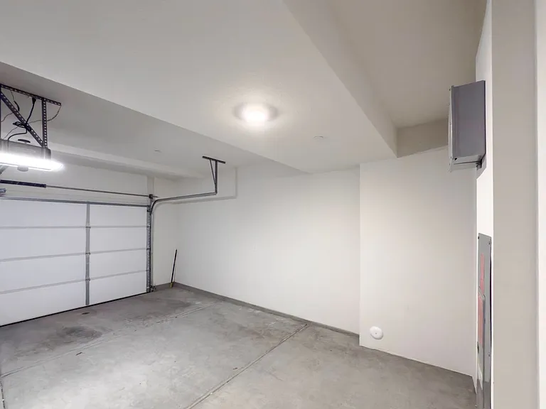 28076 Melrose Dr — Photo 11