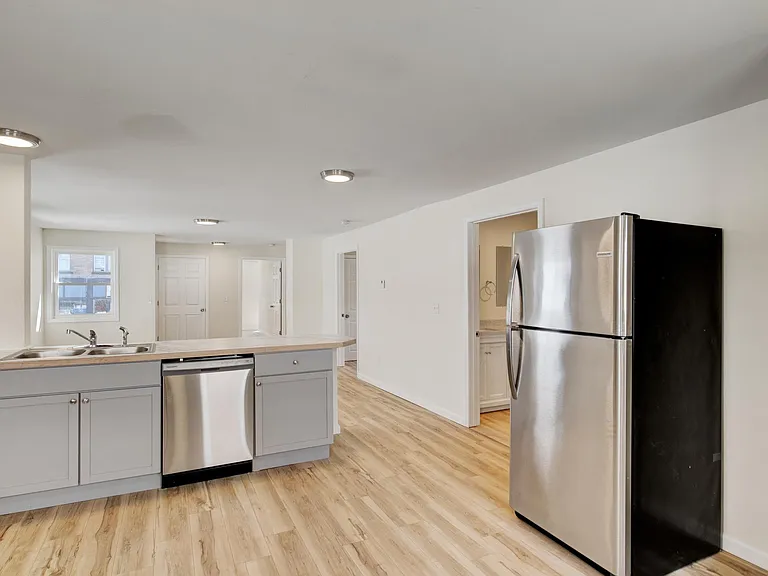1002 Park St — Photo 12