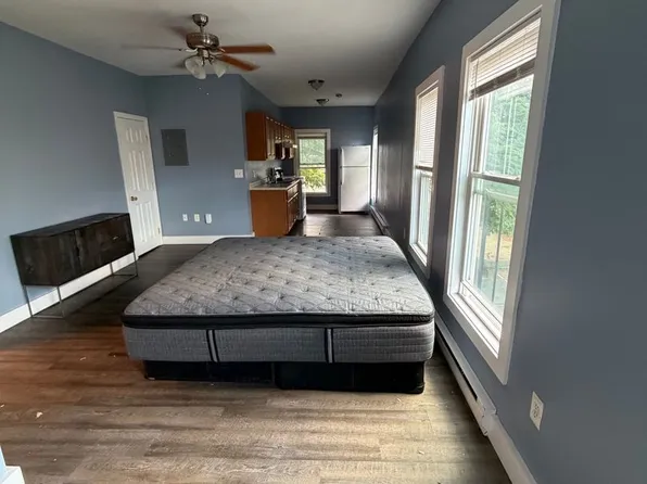 29-31 Second St., 29-31 2nd St #4, Dover, NH 03820