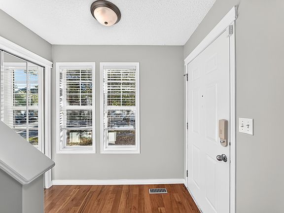 5th image of 1022 80th St SW