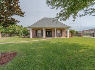 6309 Morgan Oaks Ct, Alexandria, LA 71301