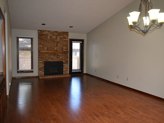 Living Room with gas fireplace
