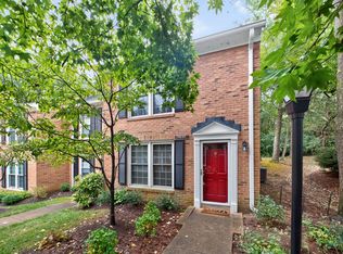 2560-C S Arlington Mill Dr #C, Arlington, VA 22206