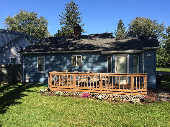 2nd image of 21613 Hamilton Ave