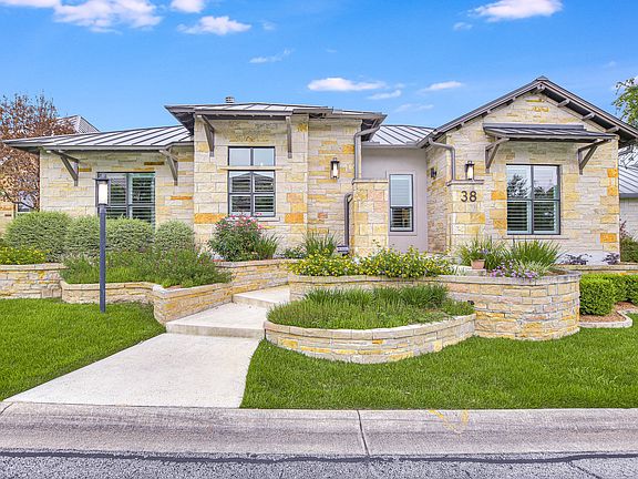 2nd image of 38 Avalon Park