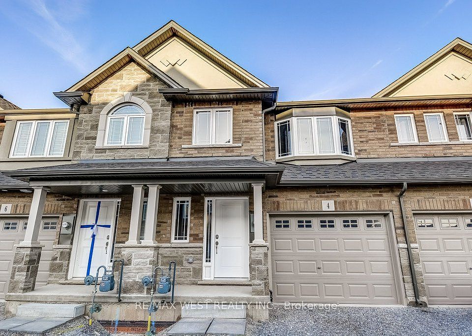 1st image of 4 Glade Ln