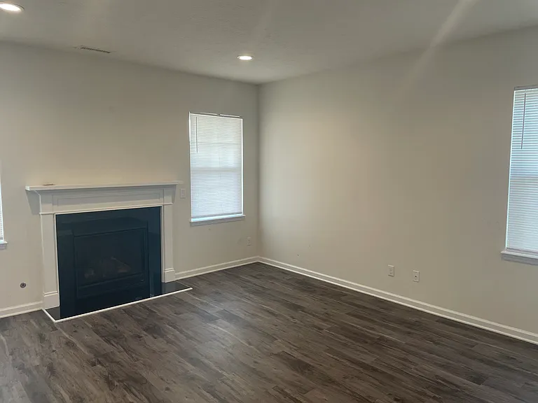 10056 Gallop Ln — Photo 8