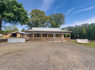 2415 Thad Bell Rd, Defuniak Springs, FL 32433