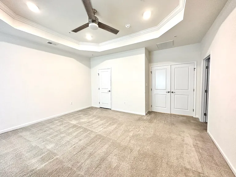 5312 N Center Dr — Photo 9