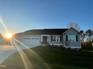 173 Paint Horse Dr, Benson, NC 27504