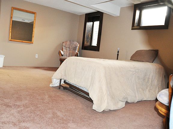 LL Bedroom