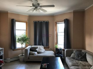 10 Oakland St #3, Cambridge, MA 02139