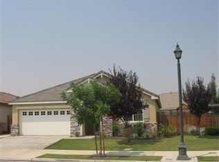 11515 Braemar Ln, Bakersfield, CA 93312