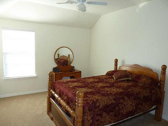 5th image of 6201 Blackstone Dr
