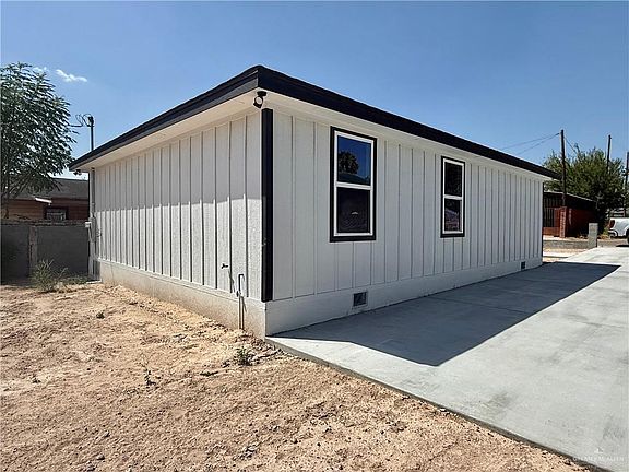 2nd image of 338 Chicas St