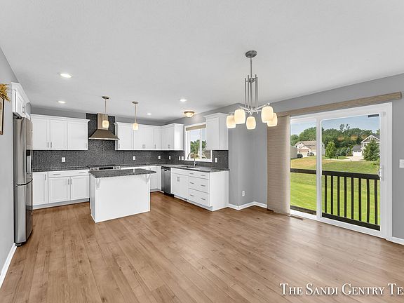 4th image of 6363 Norfolk Dr