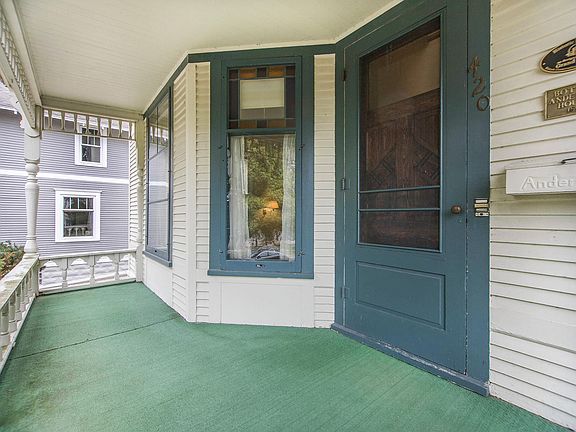5th image of 420 Clinton Ave
