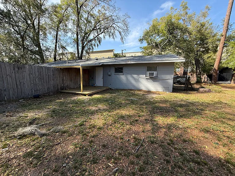 3801 SW 17th Pl — Photo 19