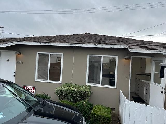 1st image of 221 23rd St #1/2