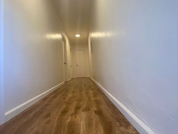 5th image of 13524 Avalon Blvd #11
