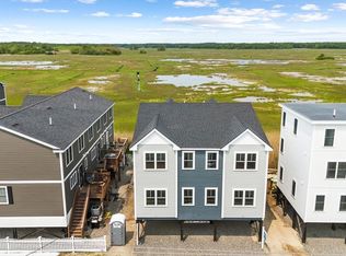 77 N End Blvd #1, Salisbury, MA 01952