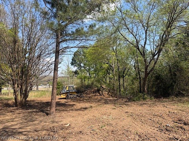 1st image of TRACT 1 Gate 9 Ter