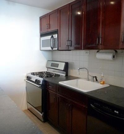 3rd image of 333 E 30th St APT 17N
