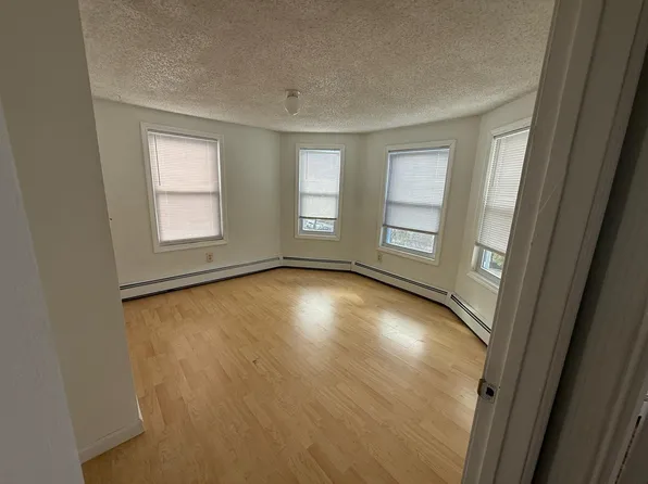 13 Union St #3, Haverhill, MA 01830
