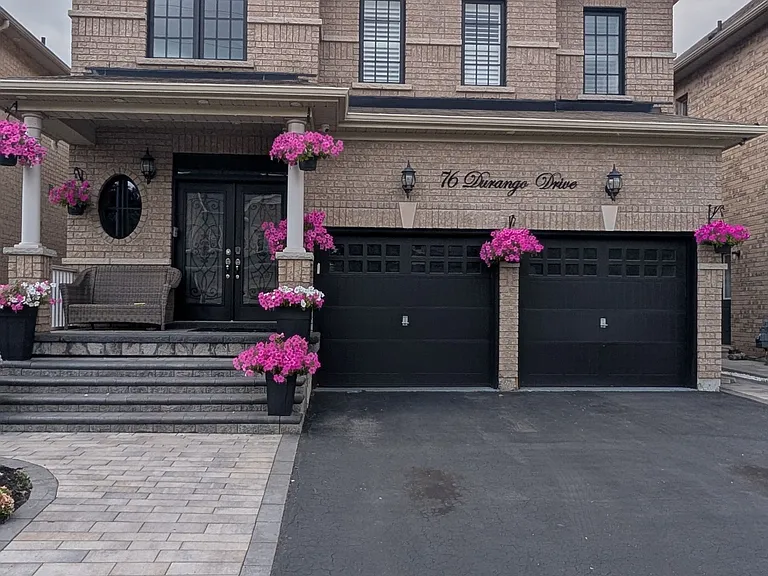 76 Durango Dr #BASEMENT — Photo 1